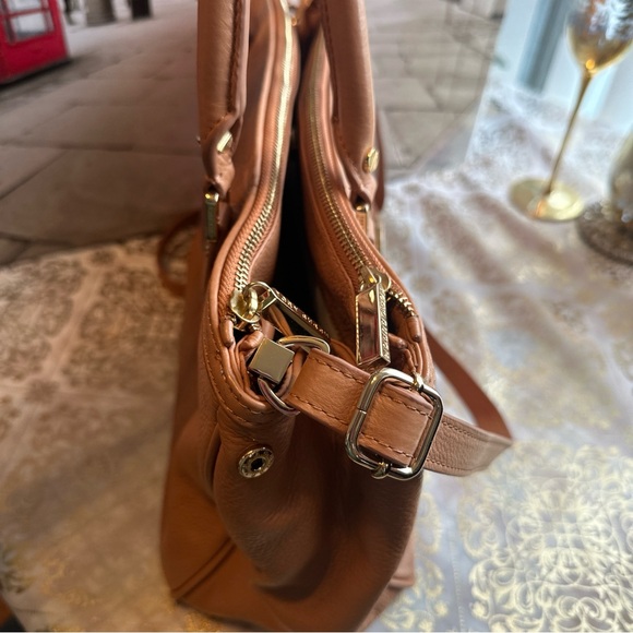 Tory Burch tan pebbled leather Amanda handbag - Picture 15 of 15